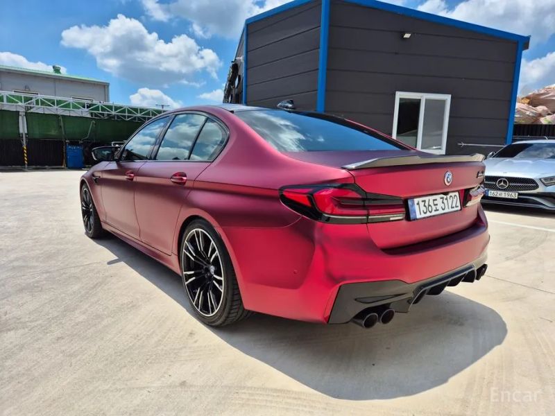 BMW M5