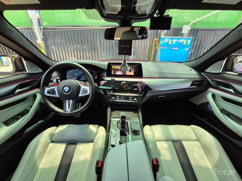 BMW M5