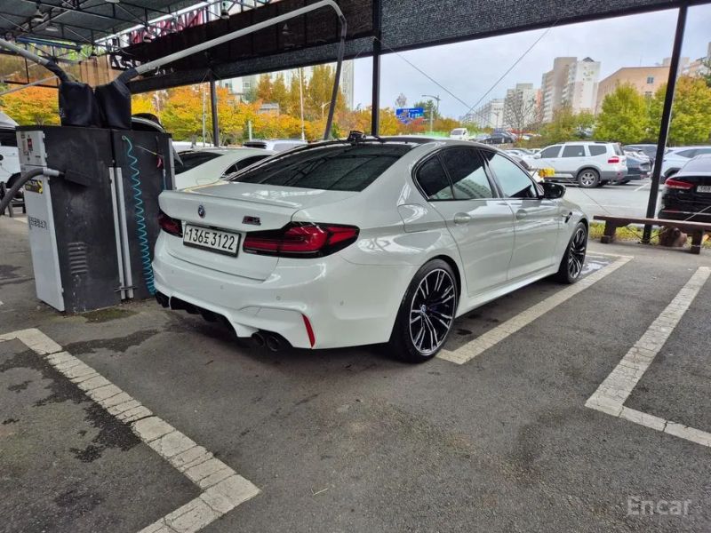 BMW M5