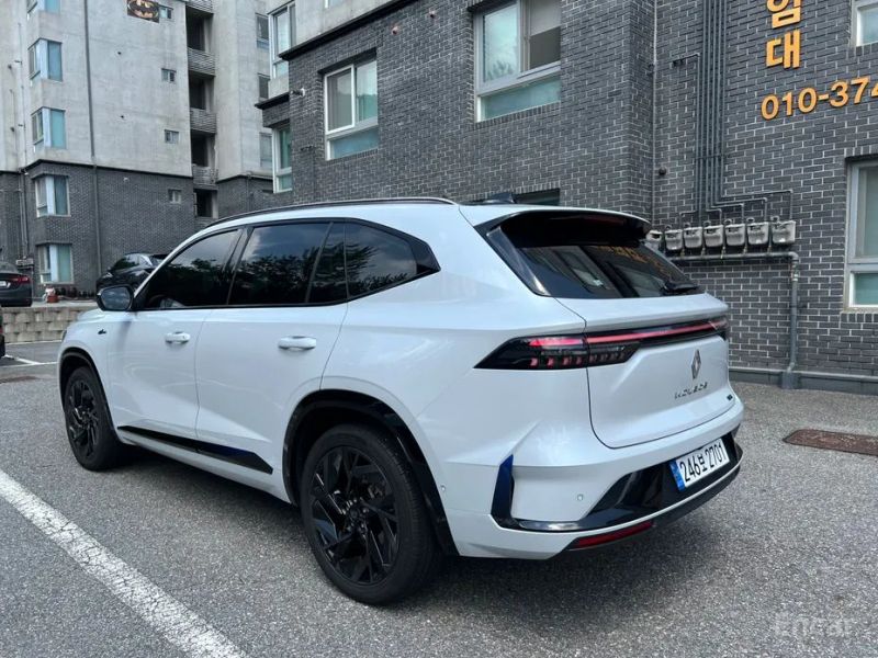 Renault-KoreaSamsung Grand Koleos
