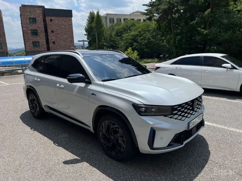 Renault-KoreaSamsung Grand Koleos