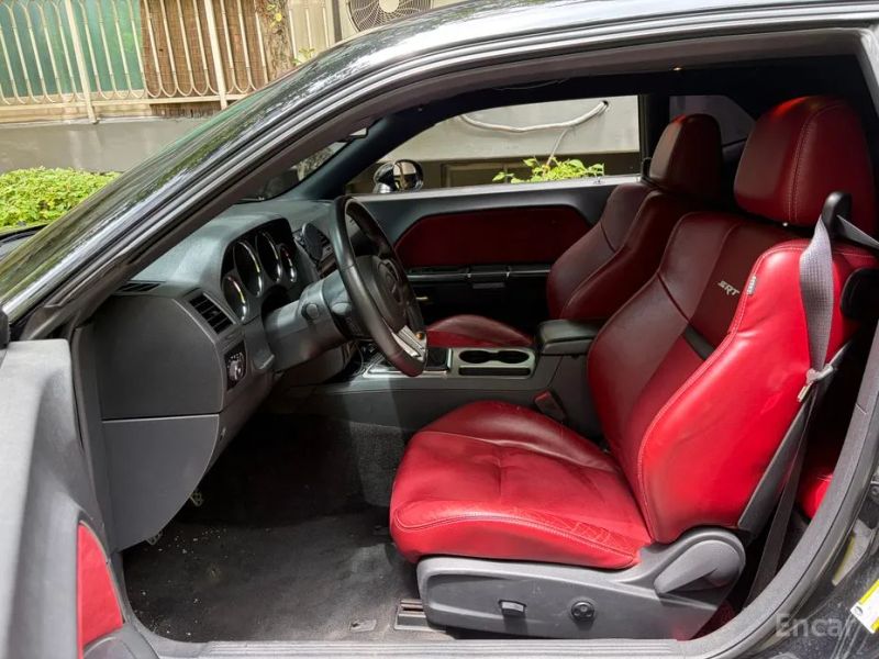 Dodge challenger