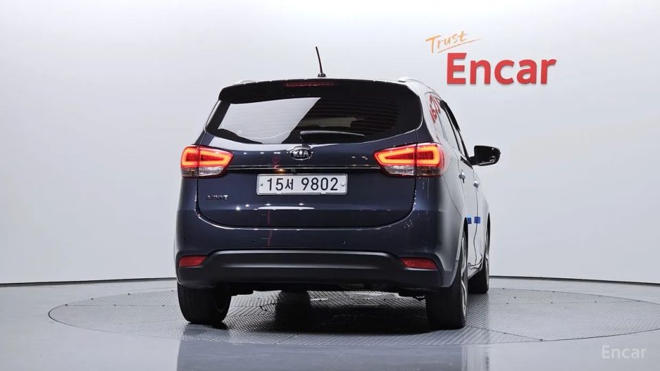 Kia Carens