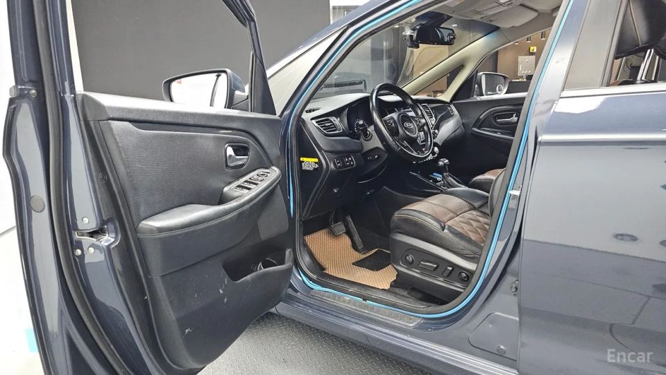 Kia Carens
