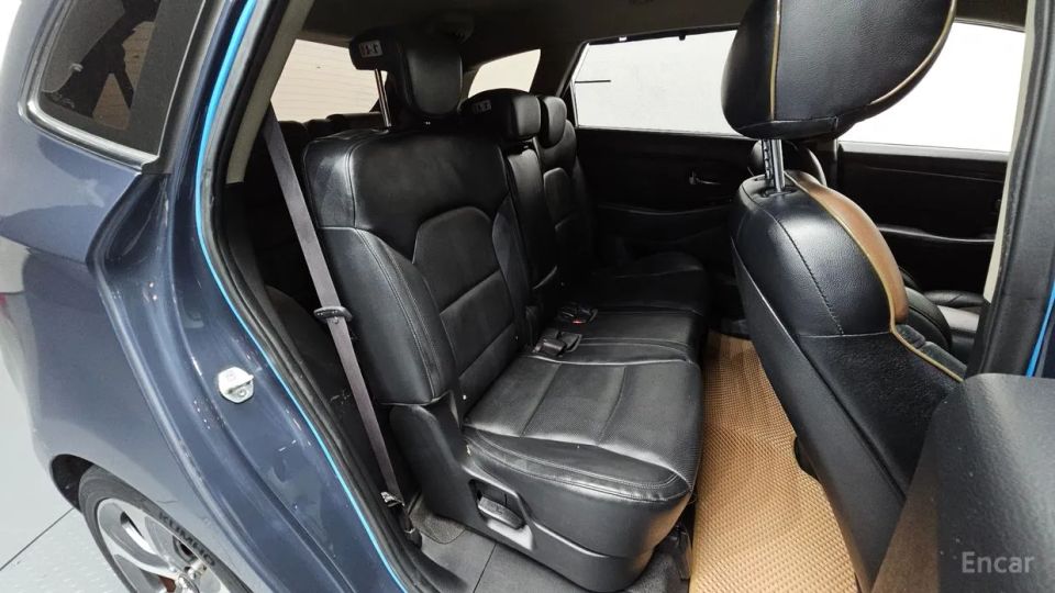 Kia Carens