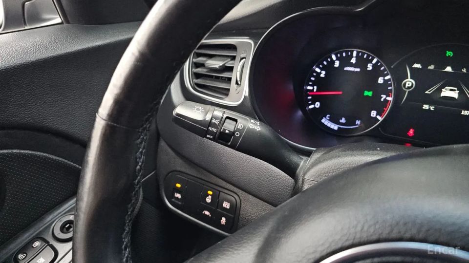 Kia Carens