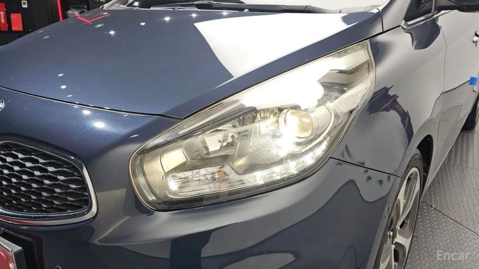 Kia Carens
