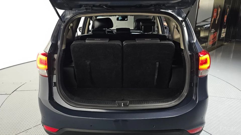 Kia Carens