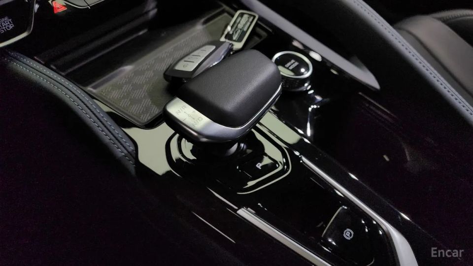 Renault-KoreaSamsung Grand Koleos