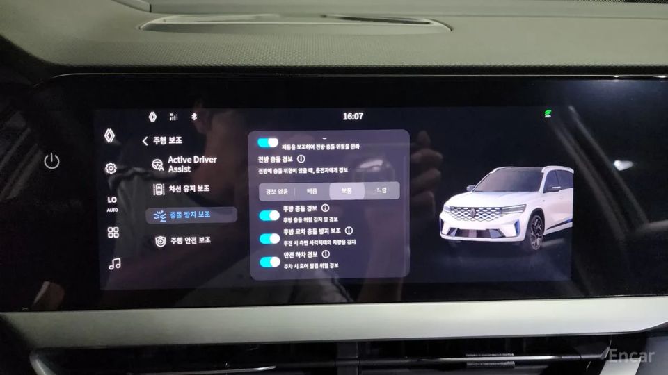 Renault-KoreaSamsung Grand Koleos