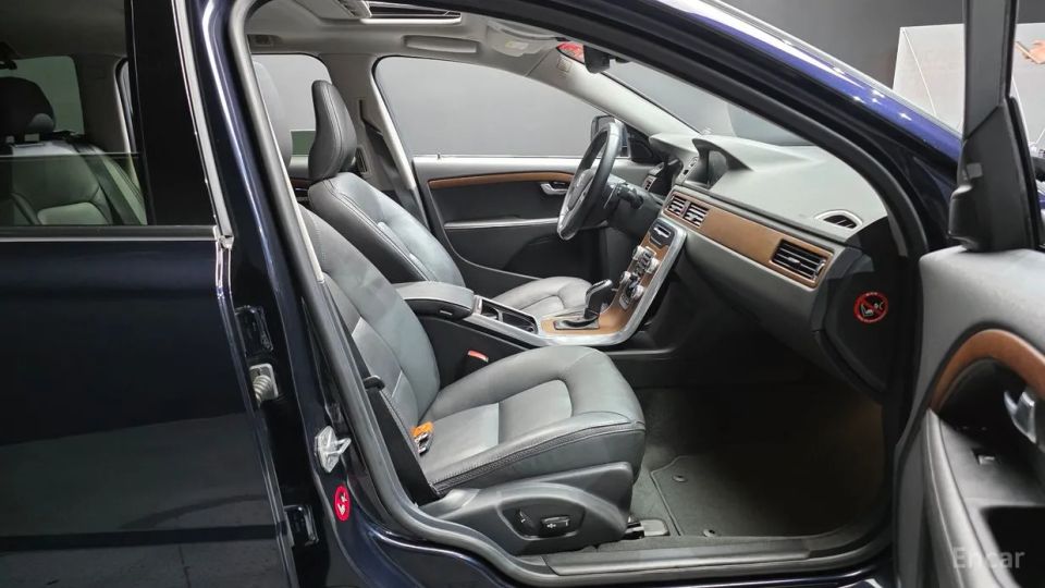 Volvo XC70