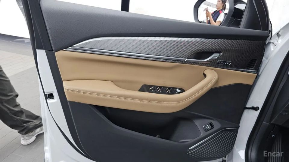Renault-KoreaSamsung Grand Koleos