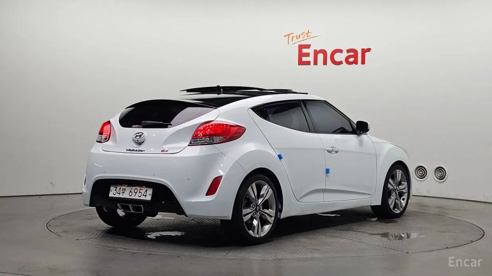 Hyundai Veloster