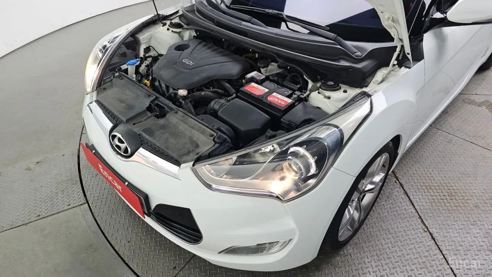 Hyundai Veloster