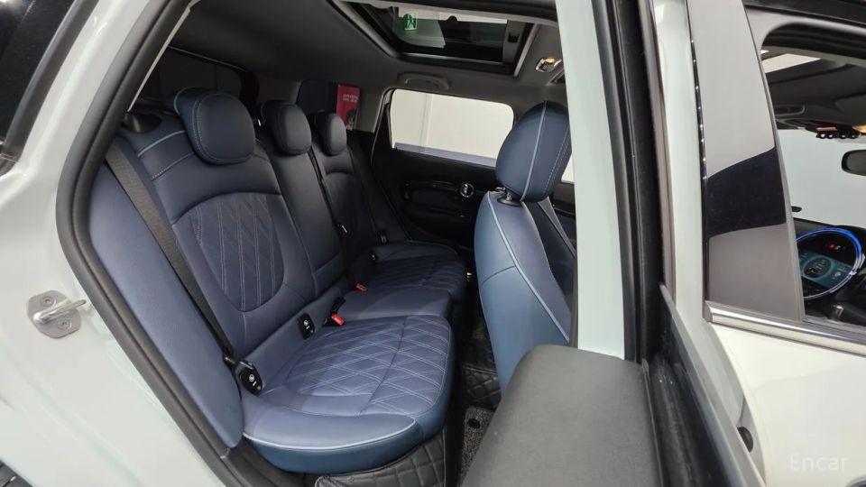 Mini clubman