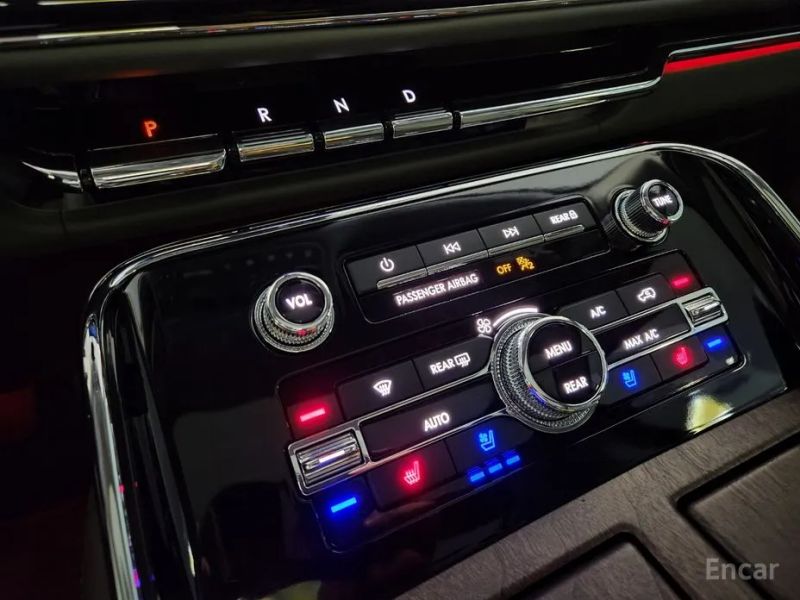 Lincoln Navigator