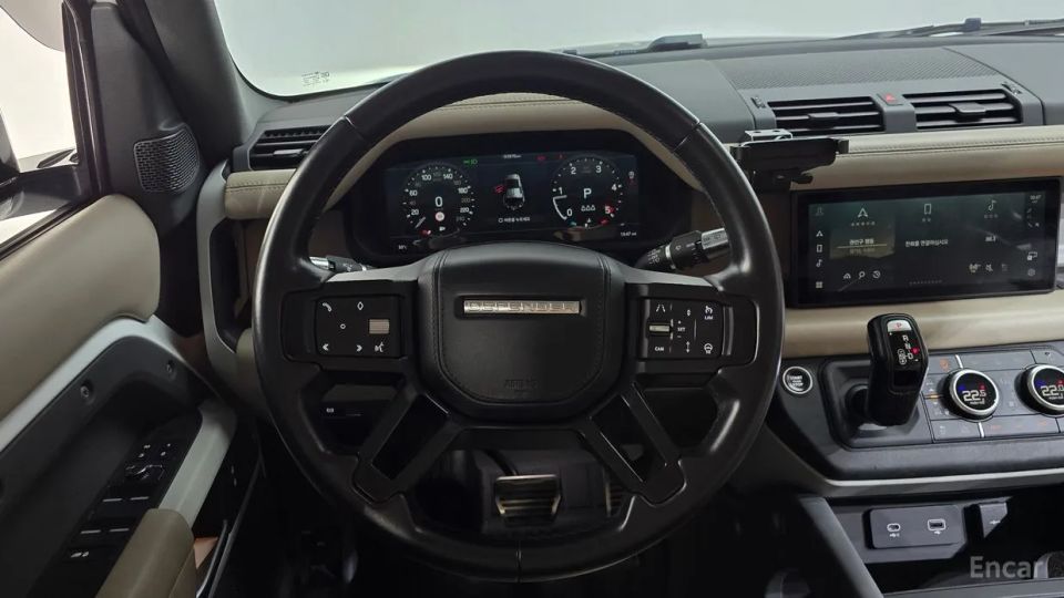 Land Rover Defender