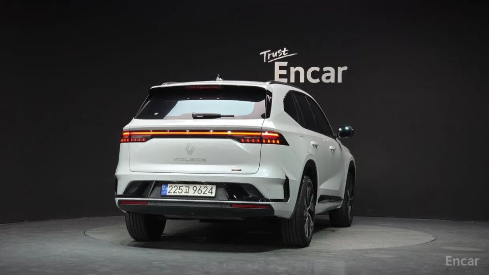Renault-KoreaSamsung Grand Koleos