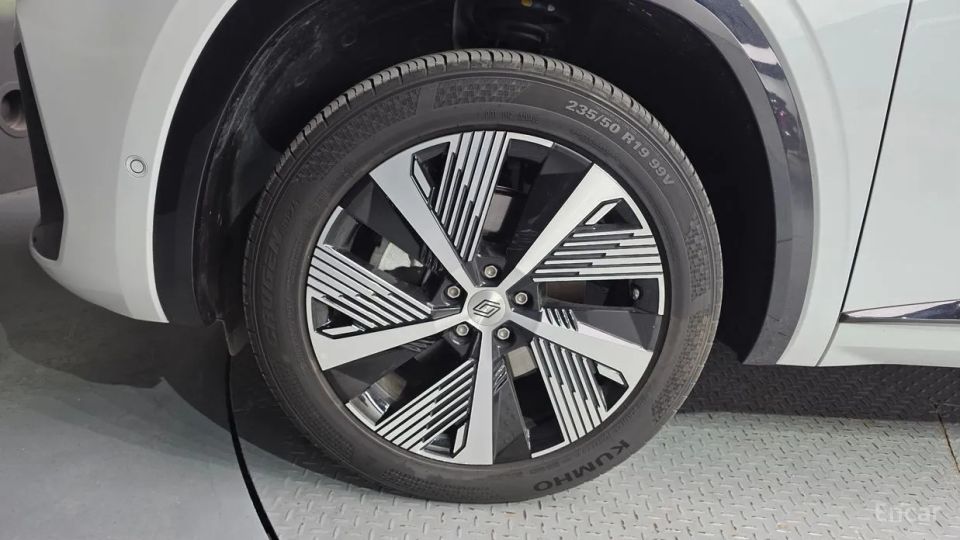 Renault-KoreaSamsung Grand Koleos