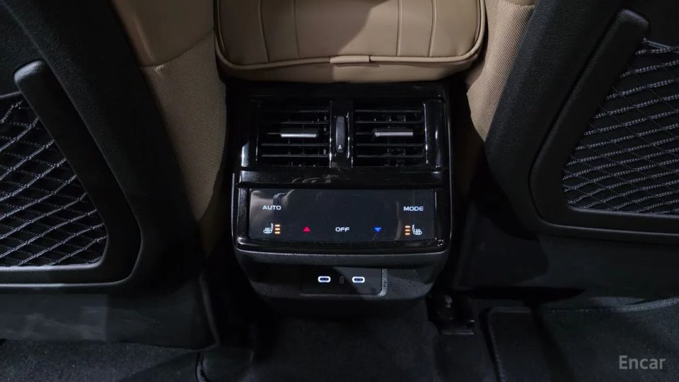 Renault-KoreaSamsung Grand Koleos
