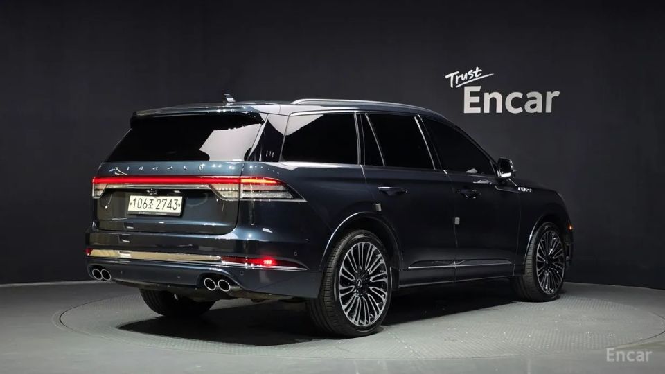Lincoln Aviator