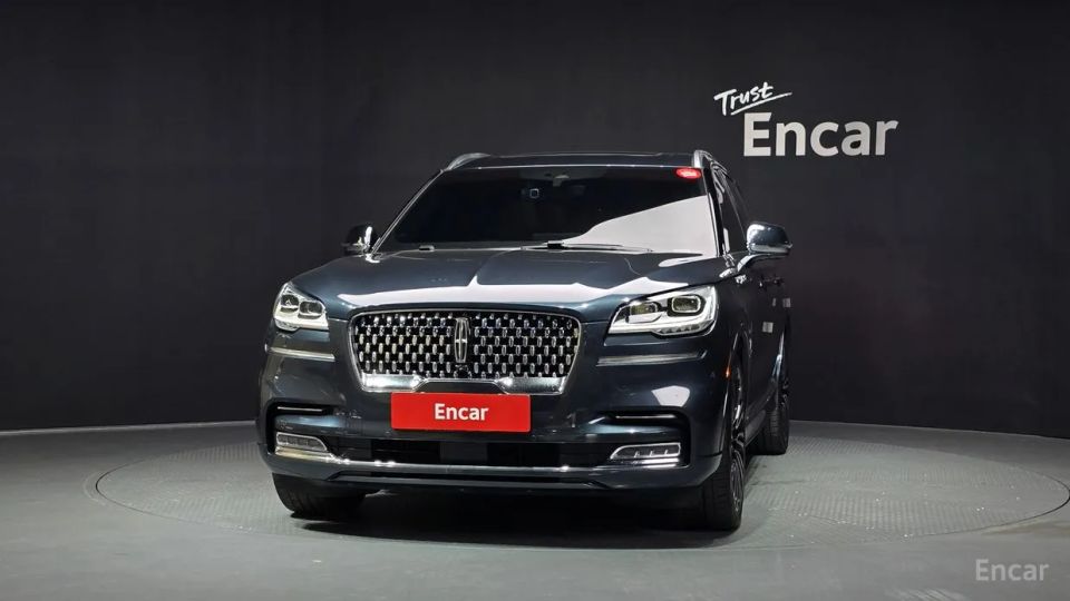 Lincoln Aviator