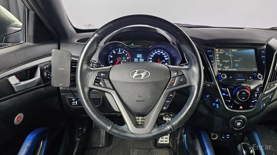 Hyundai Veloster