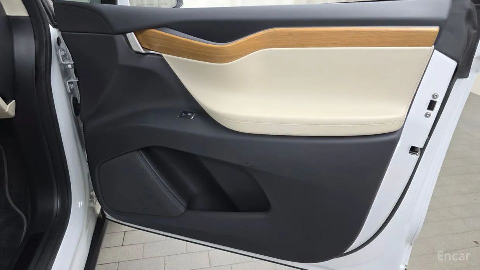 Tesla model-x