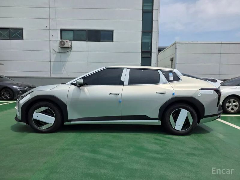 Kia EV4