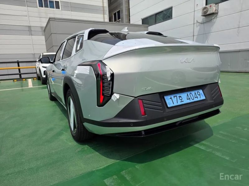 Kia EV4