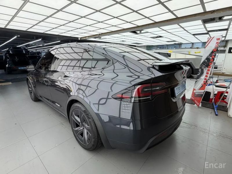 Tesla model-x