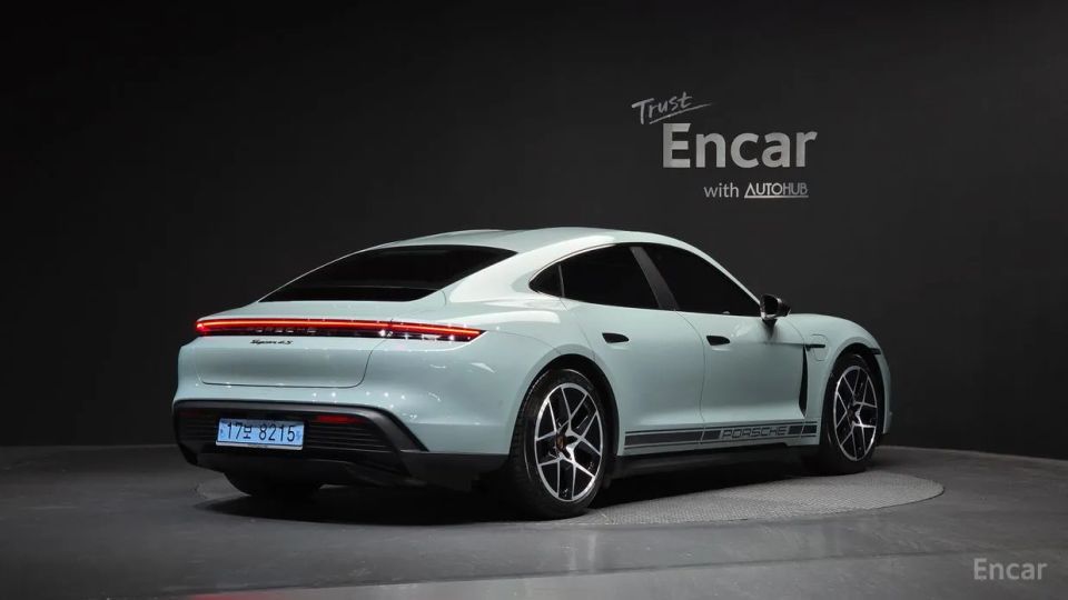 Porsche Taycan