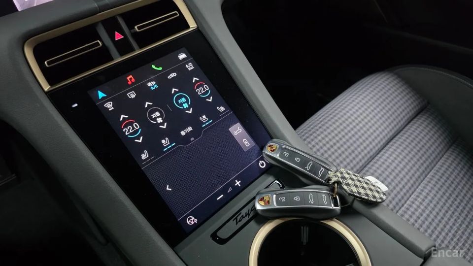 Porsche Taycan