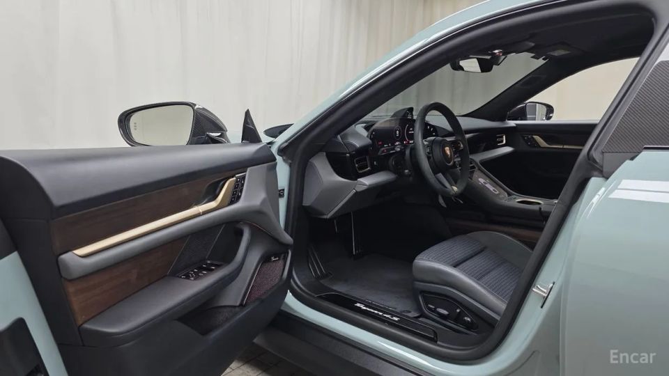 Porsche Taycan