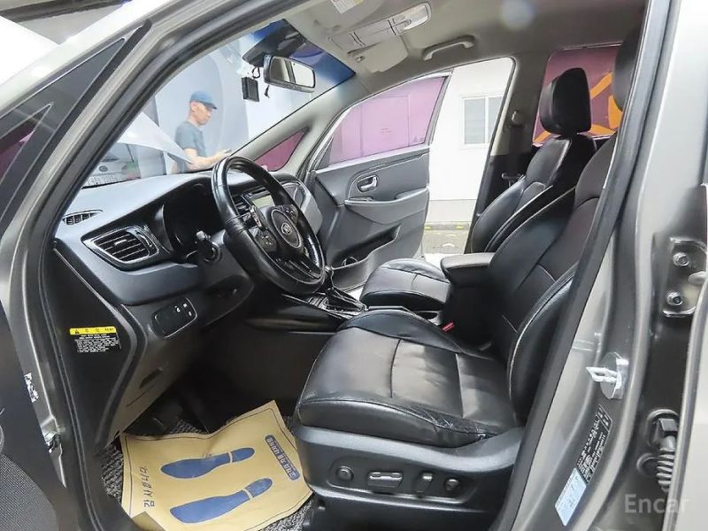 Kia Carens
