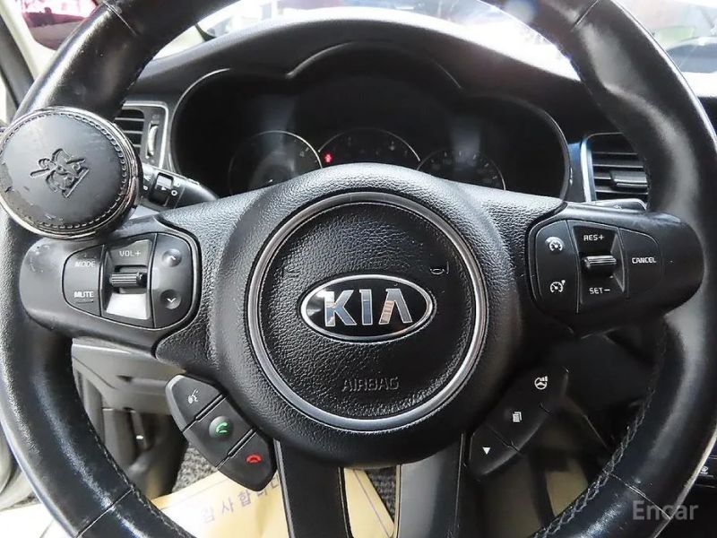 Kia Carens