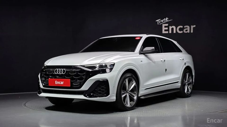 Audi Q8