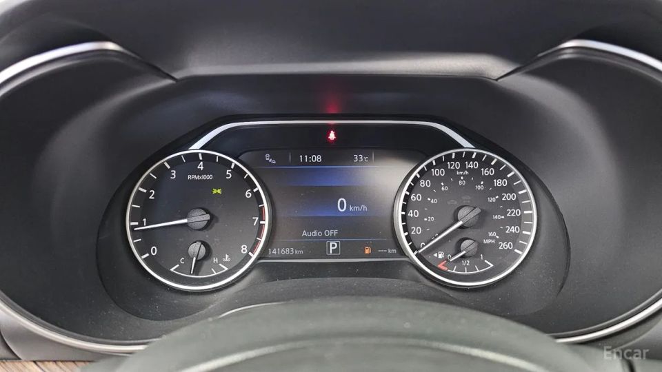 Nissan Maxima