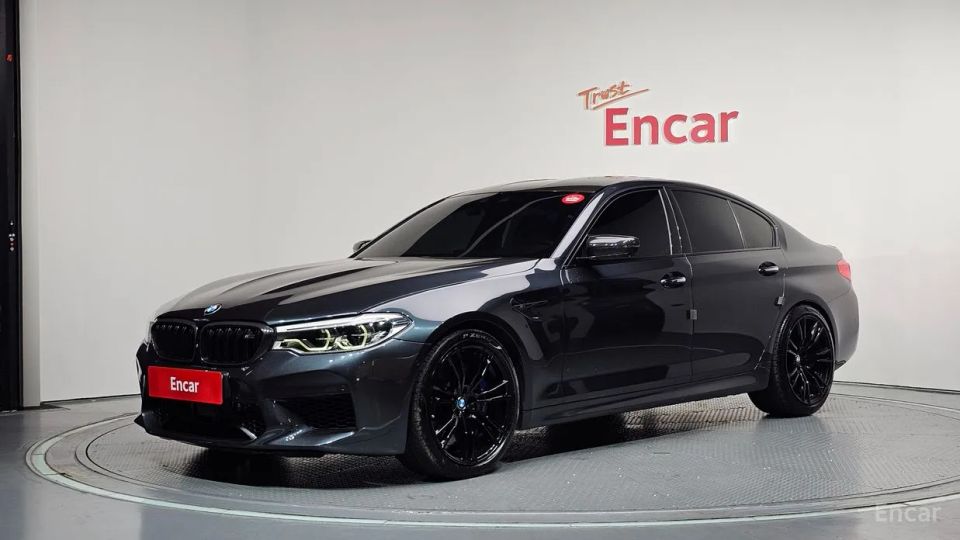 BMW M5