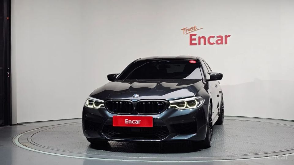 BMW M5