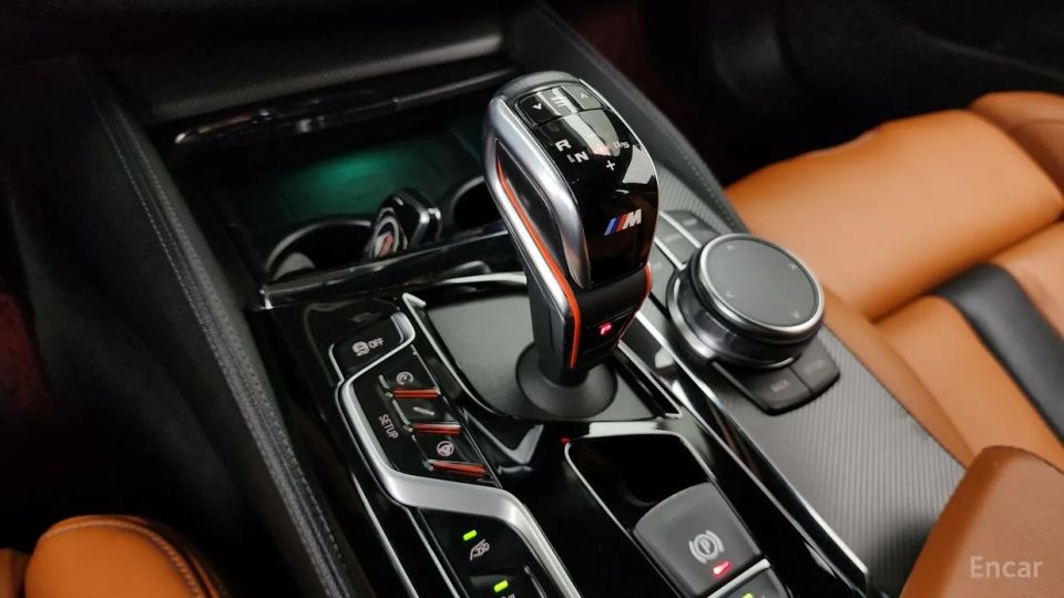 BMW M5
