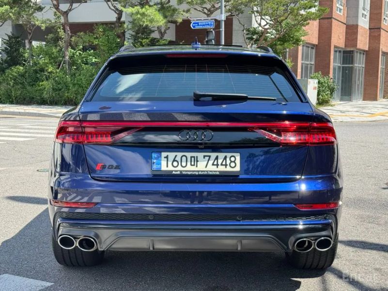 Audi SQ8