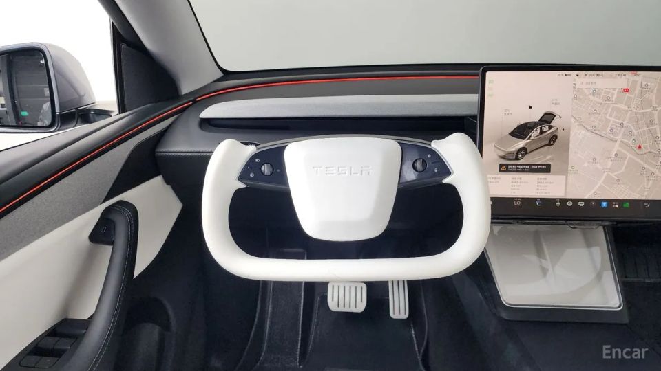 Tesla model-y