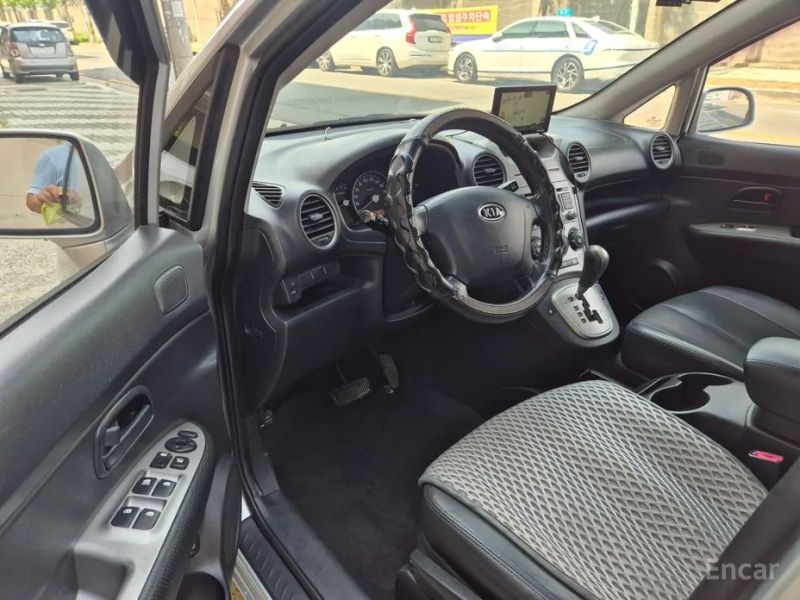 Kia Carens