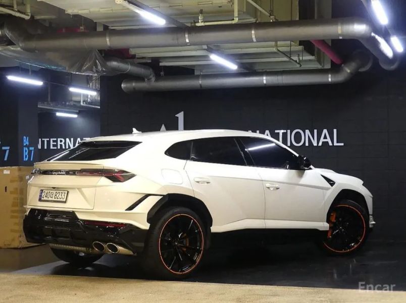 Lamborghini urus