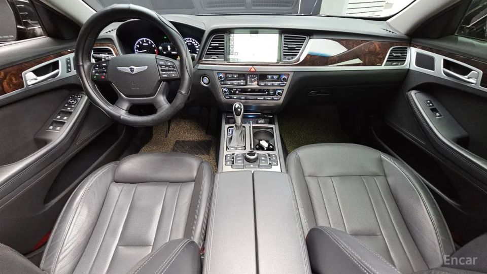 Hyundai Genesis