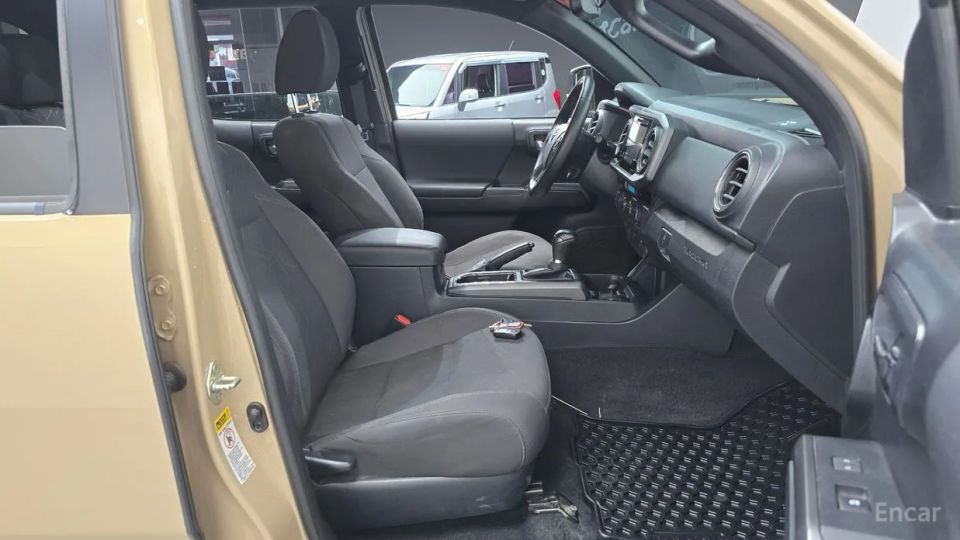 Toyota Tacoma