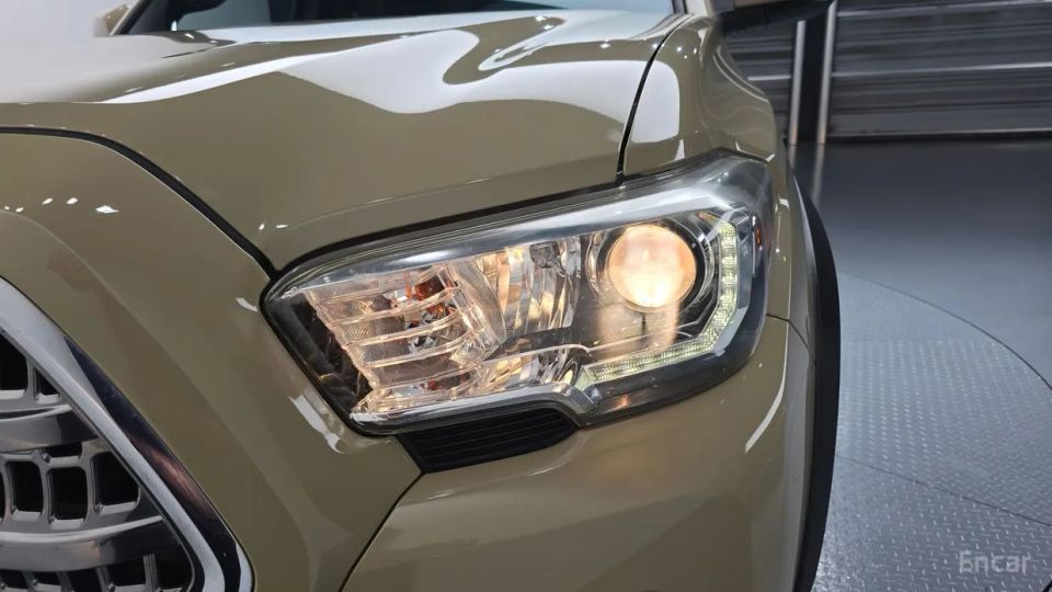 Toyota Tacoma