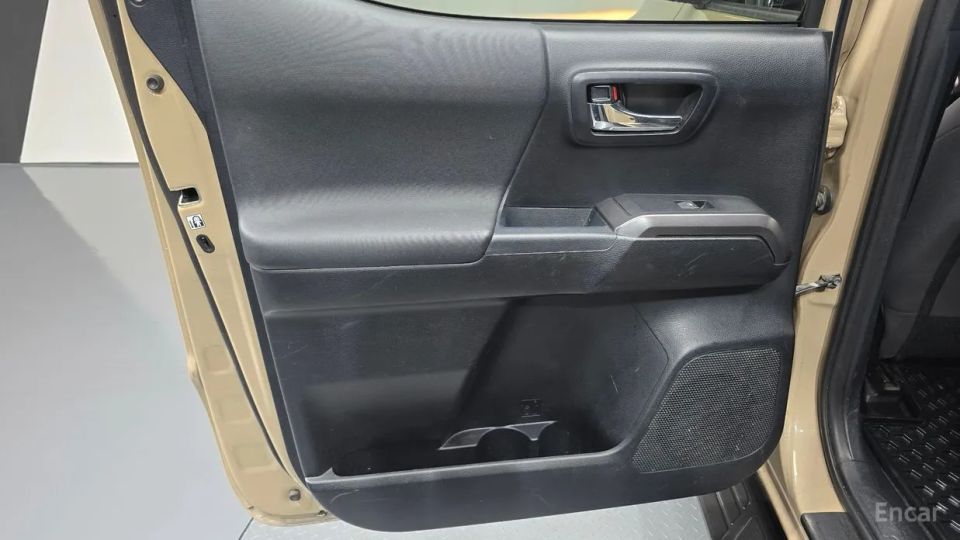 Toyota Tacoma