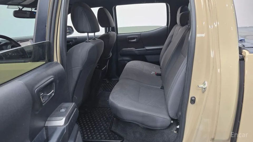 Toyota Tacoma